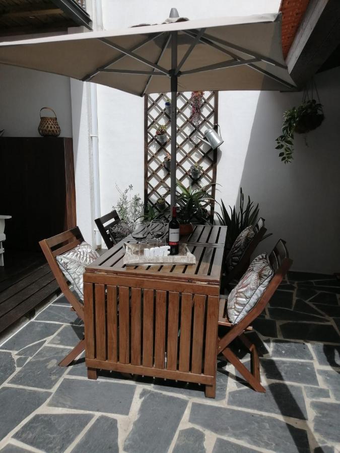 Courtyard House - Sun, Barbecue, Beach 塞辛布拉 外观 照片